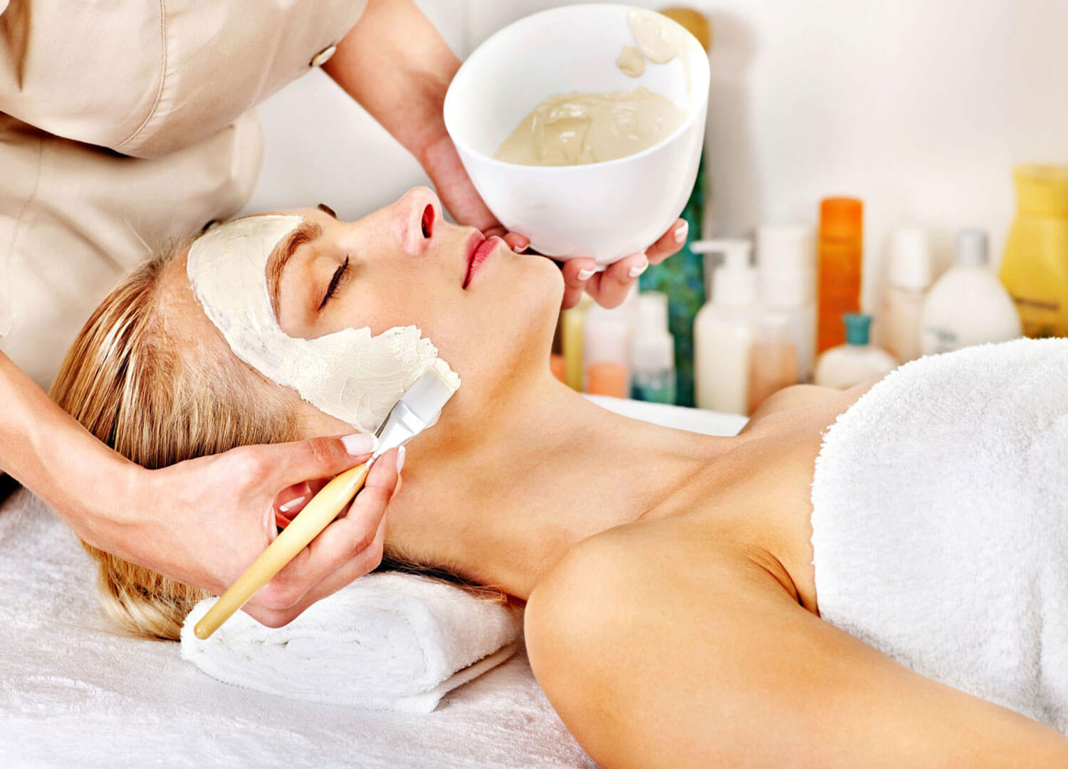 beauty-salon-and-products